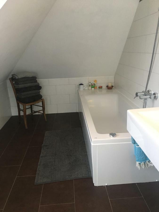 Helle Und Ruhige Dachgeschosswohnung Munich Exterior photo